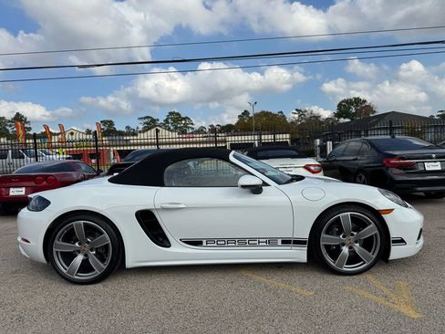 Used 2024 Porsche 718 Boxster w/ Sportdesign Package image 52