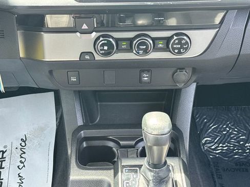 Used 2018 Toyota Tacoma SR w/ SR Convenience Package image 23