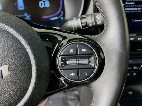 Used 2023 Kia Soul EX image 33