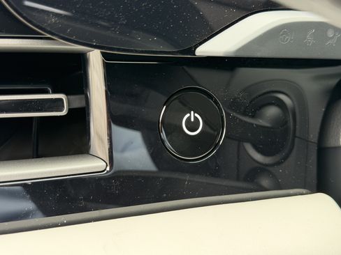 New 2026 Porsche Taycan RWD image 28