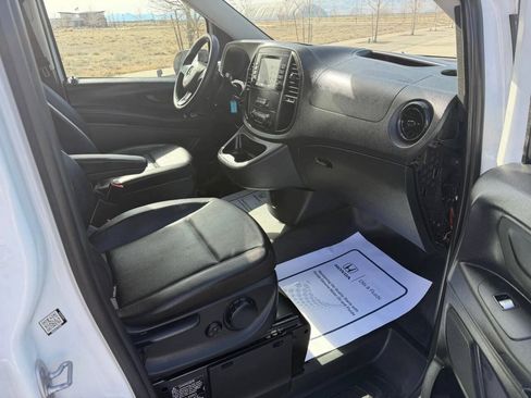 Used 2021 Mercedes-Benz Metris image 17
