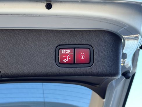 Used 2017 Mercedes-Benz GLE 350 4MATIC image 29