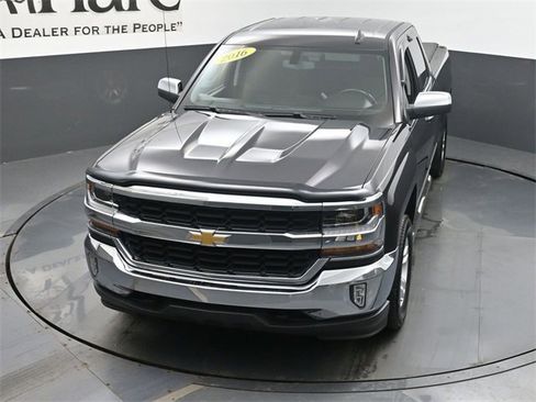 Used 2016 Chevrolet Silverado 1500 LT w/ All Star Edition image 40