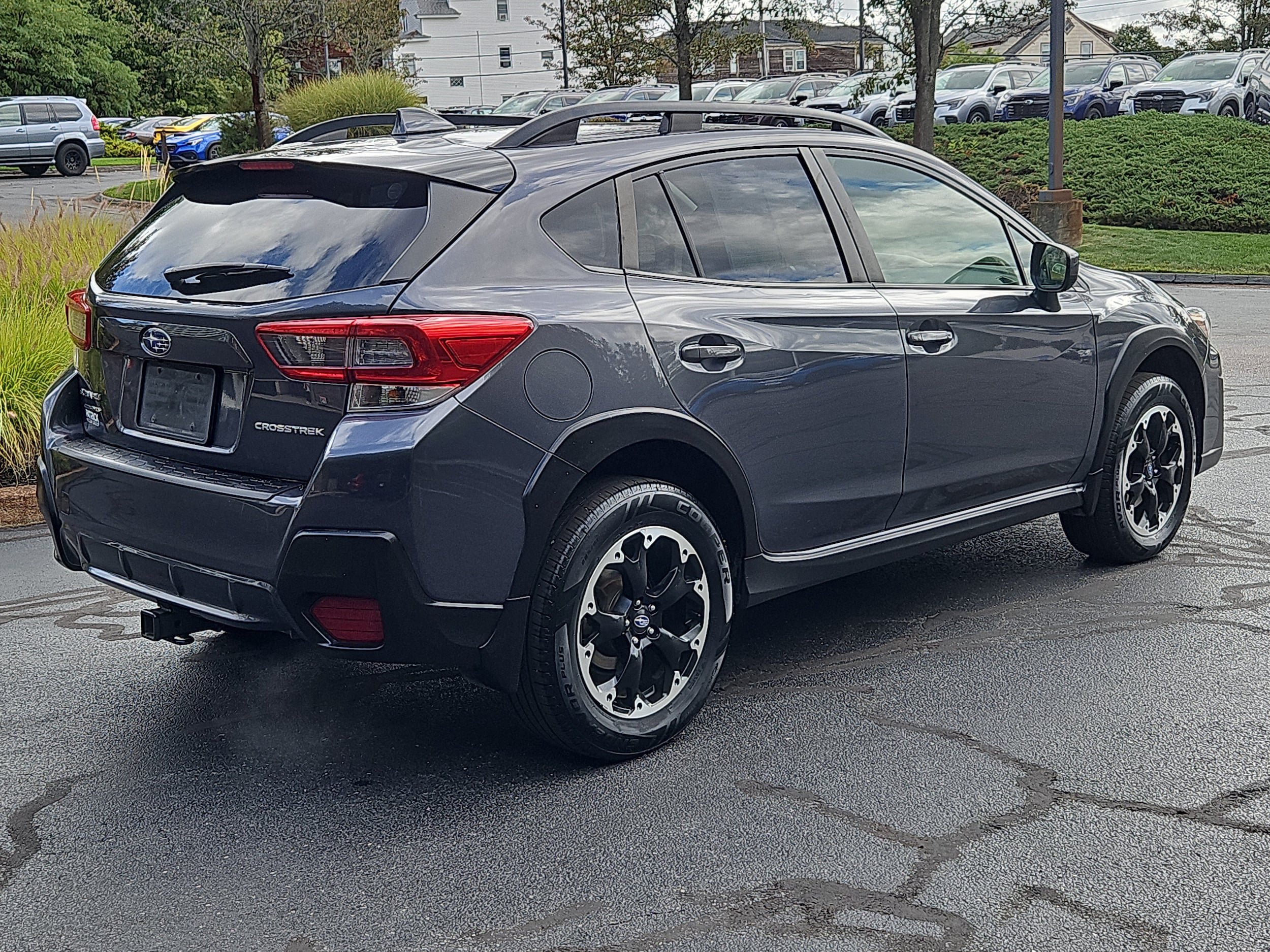 Used 2022 Subaru Crosstrek 2.0i Premium w/ Moonroof Package AWD/4WD image 2