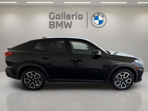 Used 2025 BMW X2 xDrive28i image 7