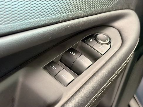 New 2025 Chevrolet Blazer EV LT image 21