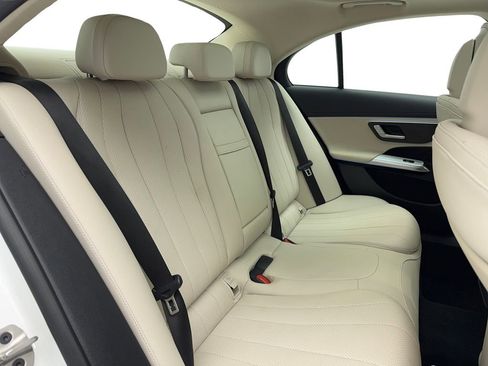 Used 2025 Mercedes-Benz E 350 E 350 w/ Winter Package image 17