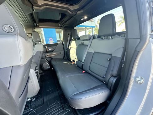 Used 2025 GMC Hummer EV 3X w/ Extreme Off-Road Package image 26