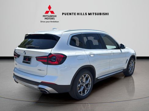 Used 2022 BMW X3 sDrive30i w/ Premium Package 2 (ZPA) RWD image 5