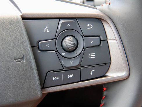 New 2026 Nissan Sentra SR w/ Floor Mat Package FWD image 11