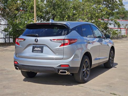 New 2025 Acura RDX SH-AWD image 5