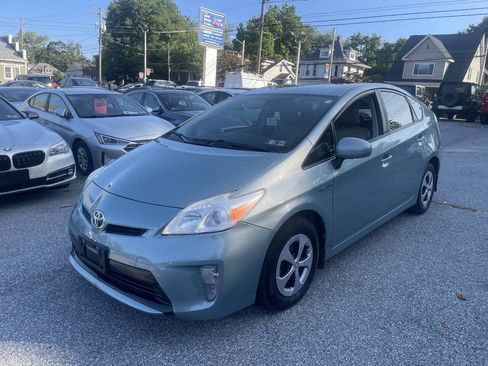 Used 2013 Toyota Prius Two FWD image 29