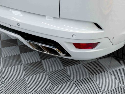 Used 2022 Land Rover Range Rover Sport SVR AWD/4WD image 26