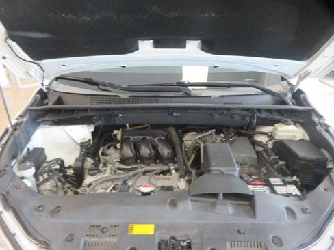 Used 2016 Toyota Highlander XLE FWD image 58