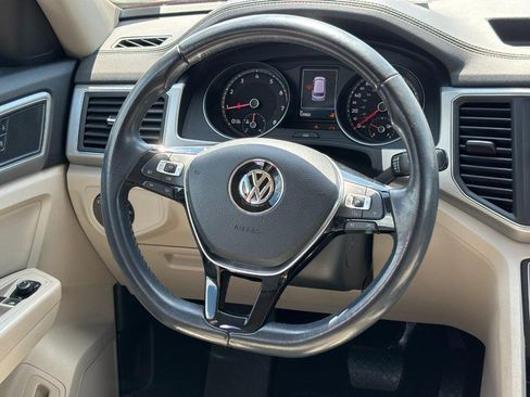 Used 2018 Volkswagen Atlas SE FWD image 16