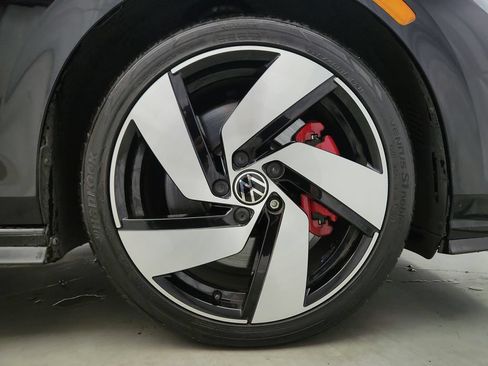 Used 2022 Volkswagen GTI SE FWD image 34