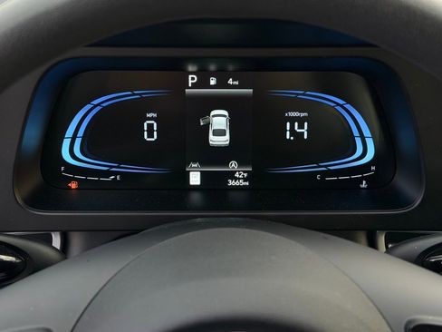 Certified 2025 Hyundai Elantra SE w/ Cargo Package image 10