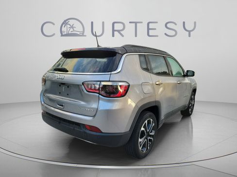 Certified 2023 Jeep Compass Limited w/ Sun and Sound Group AWD/4WD image 3