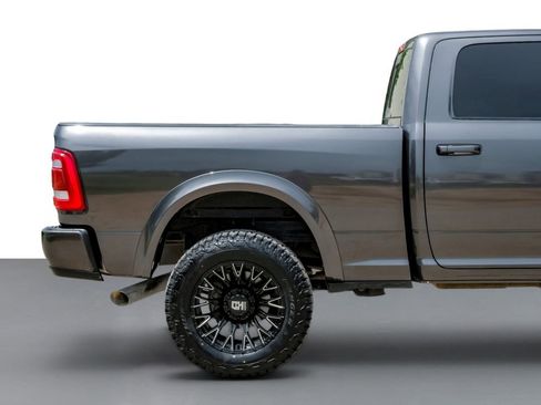 Used 2024 RAM 2500 Laramie AWD/4WD image 7