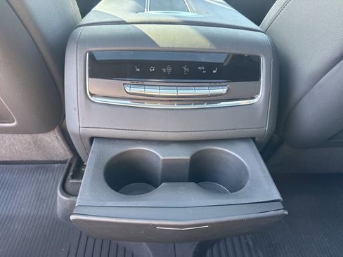 Certified 2024 Cadillac Escalade ESV Premium Luxury image 29