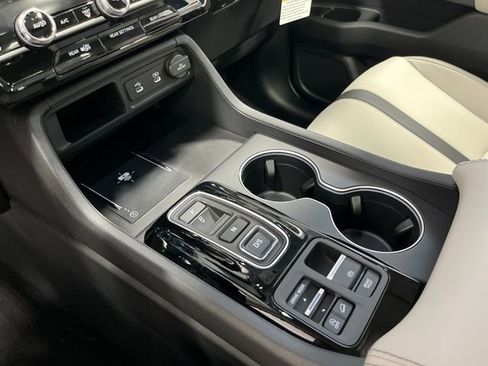 New 2026 Honda Pilot Touring image 13
