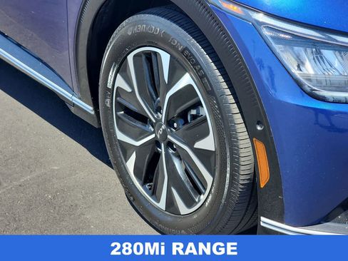 Used 2023 Kia EV6 Wind w/ Wind Technology Package AWD/4WD image 11