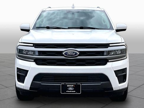 Used 2024 Ford Expedition XLT RWD image 4