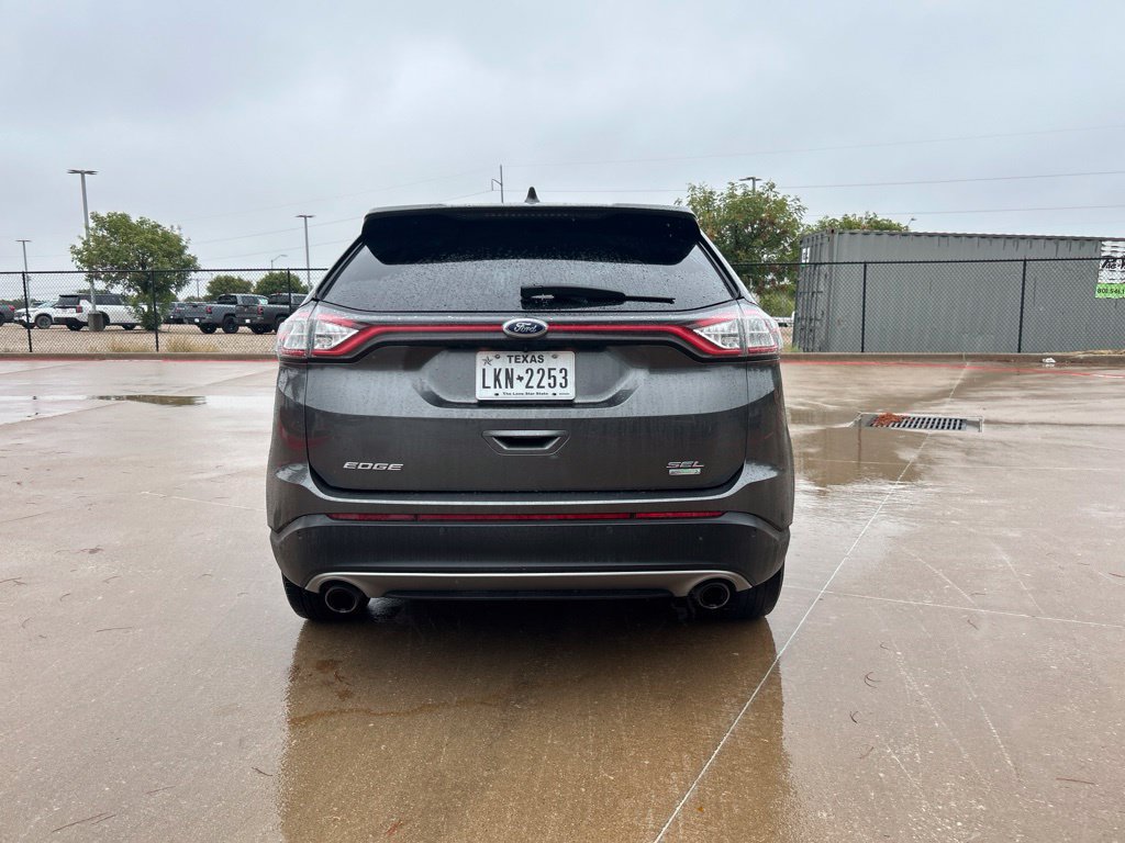 Used 2018 Ford Edge SEL FWD image 4