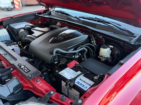 Used 2016 Toyota Tacoma TRD Sport image 49