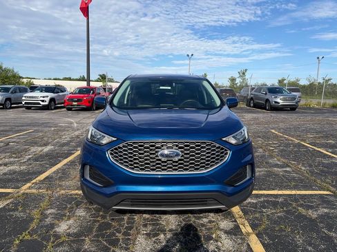 Used 2024 Ford Edge SEL AWD/4WD image 9