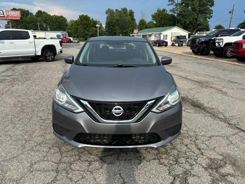Used 2017 Nissan Sentra SV FWD image 8