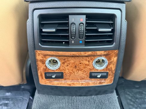 Used 2009 BMW 528i xDrive Sedan image 22