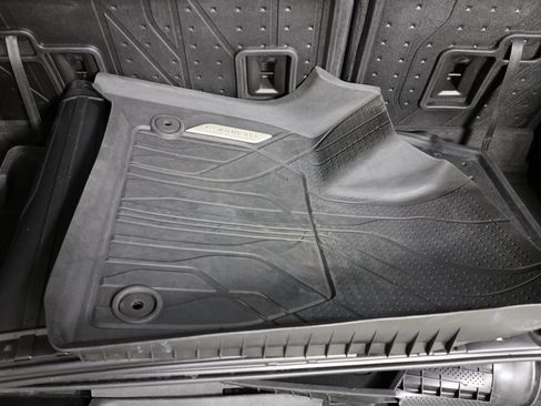 Used 2020 Chevrolet Traverse RS w/ LPO, Floor Liner Package image 45