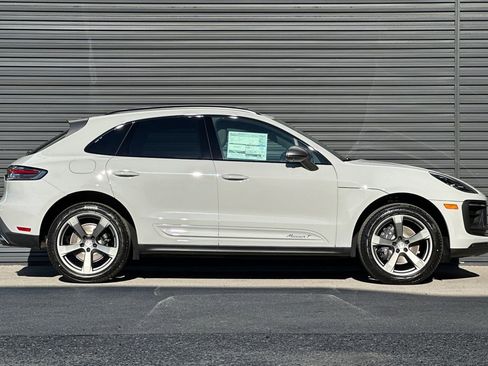 New 2026 Porsche Macan Turbo image 9