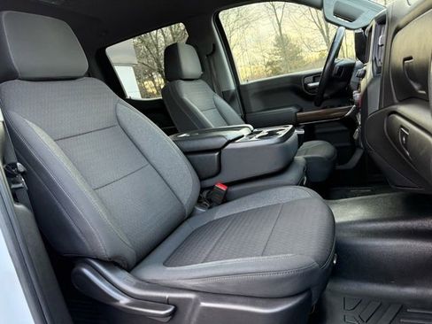 Used 2022 Chevrolet Silverado 1500 LT w/ Safety Package image 13