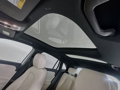 New 2026 Mercedes-Benz GLA 250 image 21