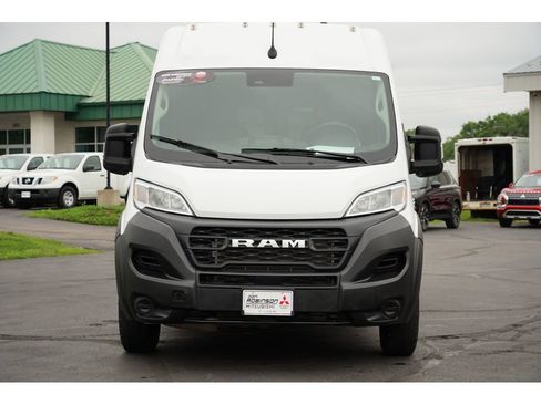 Used 2023 RAM ProMaster 2500 image 8