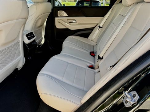 Used 2025 Mercedes-Benz GLE 350 4MATIC image 44