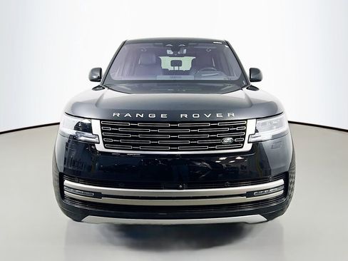 Used 2023 Land Rover Range Rover SE AWD/4WD image 2