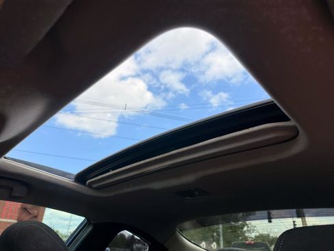 Used 2011 Nissan Altima 2.5 S w/ 2.5S Premium Pkg image 7