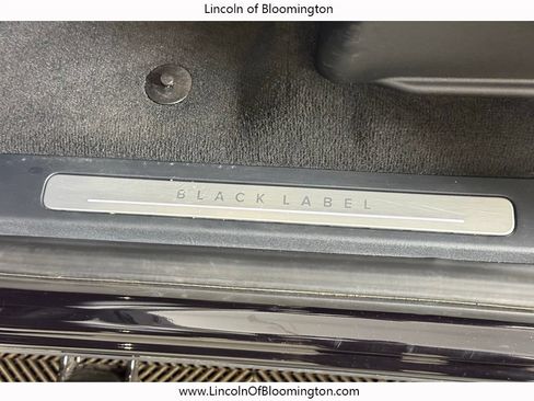 Used 2025 Lincoln Navigator Black Label AWD/4WD image 33