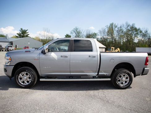 Used 2024 RAM 2500 Laramie w/ Safety Group AWD/4WD image 9