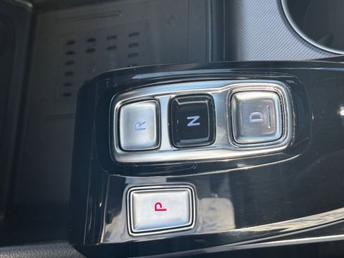 Used 2023 Hyundai Sonata Limited image 29