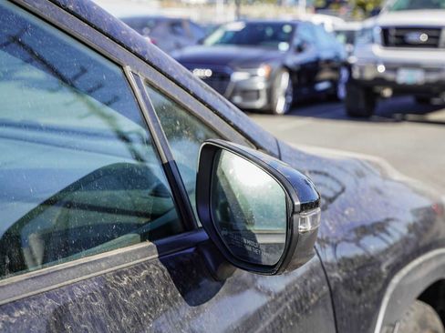 Used 2022 Subaru WRX Limited image 11