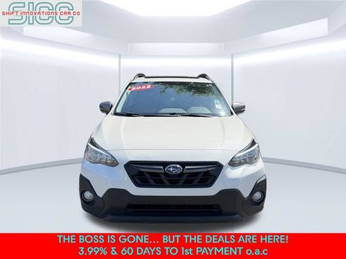 Used 2022 Subaru Crosstrek 2.5i Sport w/ Moonroof Package AWD/4WD image 2