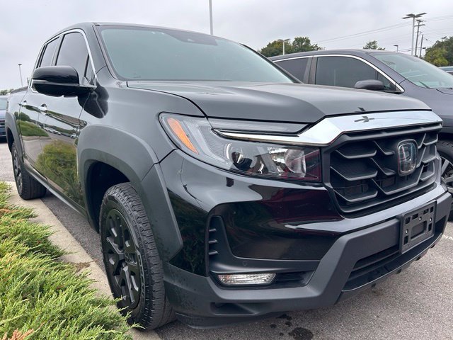 Used 2023 Honda Ridgeline RTL-E image 2