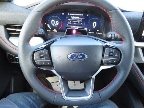 New 2025 Ford Explorer ST-Line w/ Premium Package image 22