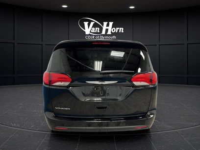 New 2026 Chrysler Voyager LX