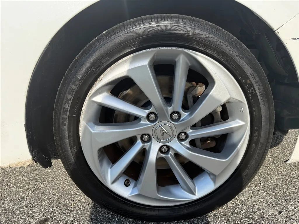 Used 2016 Acura ILX FWD image 12