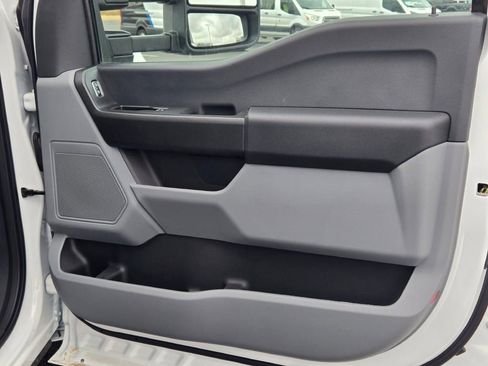 New 2025 Ford F350 XL w/ XL Chrome Package AWD/4WD image 4